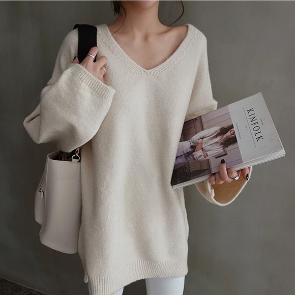 Sweater knit wool loose wide sleeve v-neck khaki cream womens winter top - Picture 5 of 6